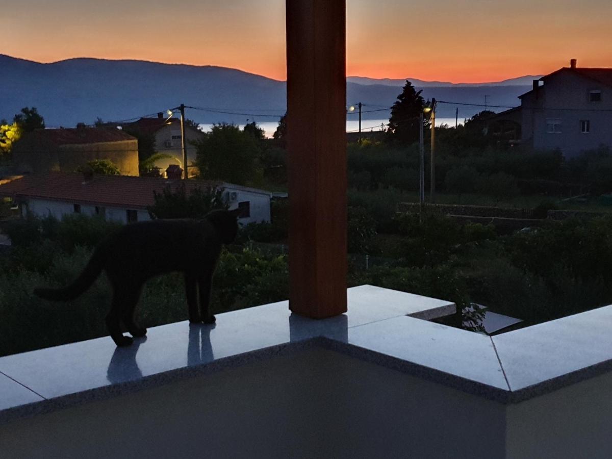 Appartamento Apartman Luce Brzac Esterno foto